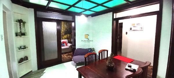 Apartamento para Venda - 91m², 3 dormitórios, sendo 1 suites, 1 vaga - Menino Deus