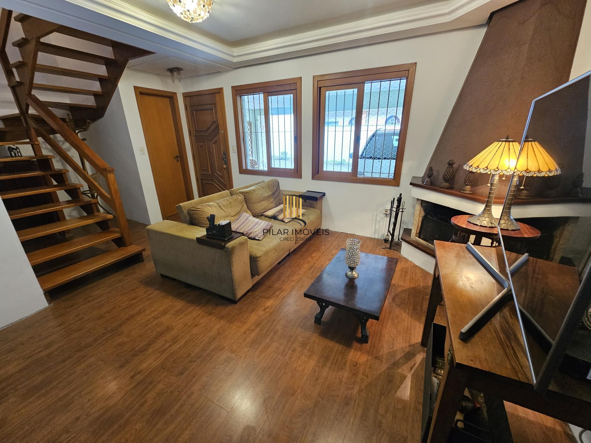 Casa 3 dormitórios + sótão em condomínio Jardim Isabel bairro Ipanema !