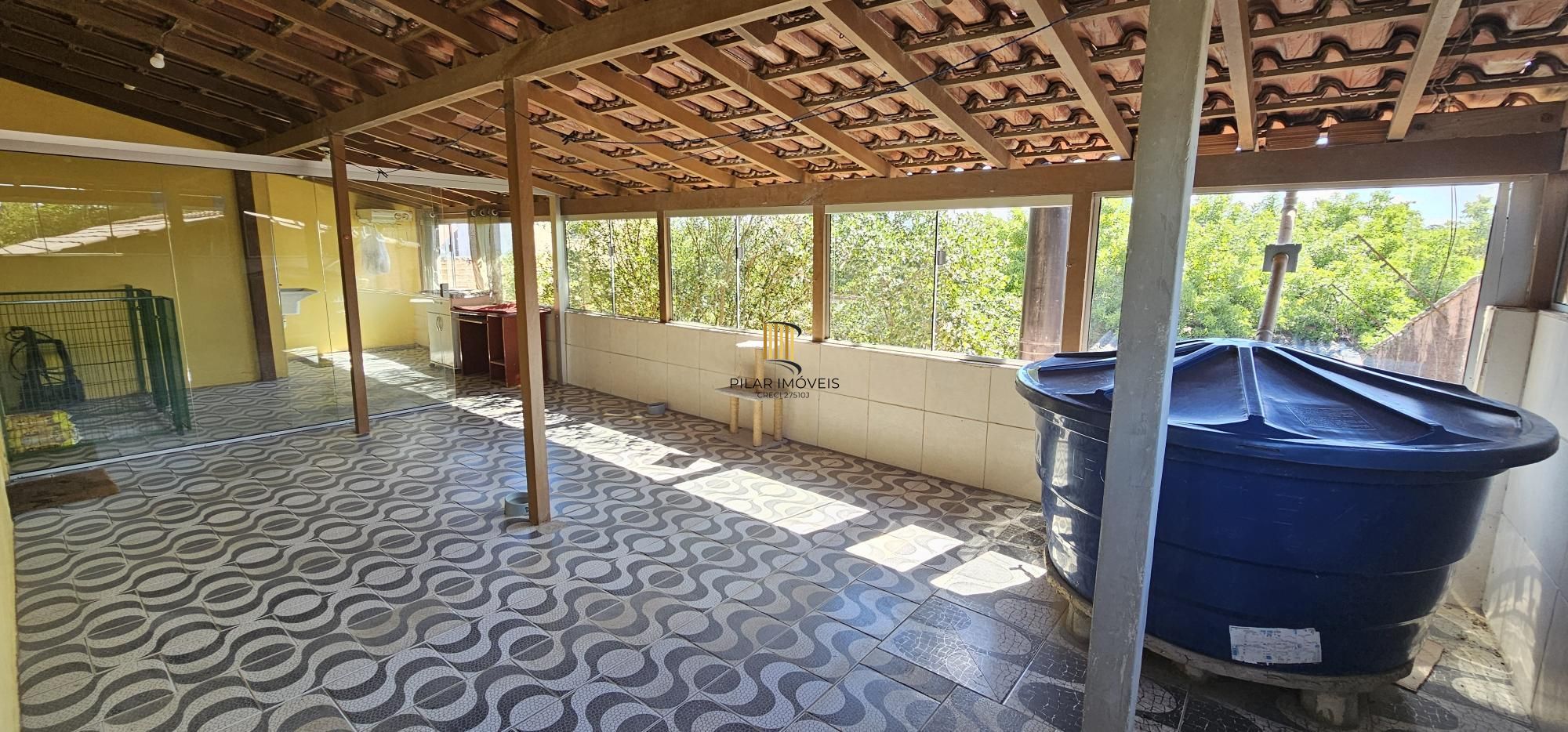 Casa 4 dormitórios no bairro Restinga