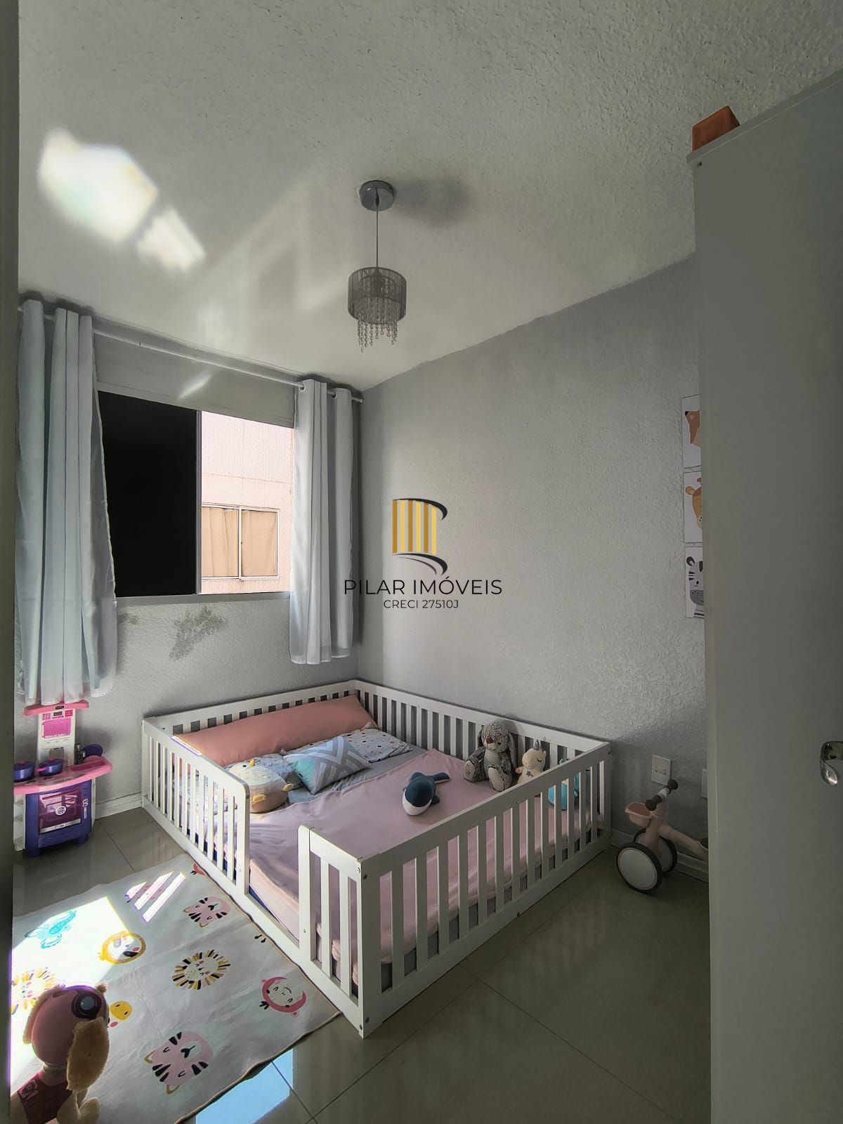 Ótimo apartamento de 2 dormitórios no bairro Hipica