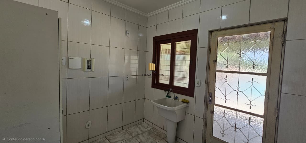 Casa 4 dormitórios no bairro Restinga