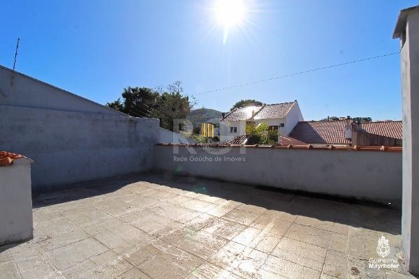 Casa 3 dormitórios no bairro Hípica