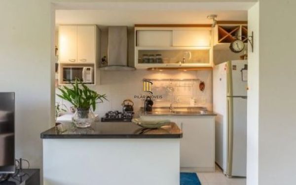 Apartamento em Porto Alegre, no bairro Santo Antônio, com 3 dormitório(s), e 3 banheiros, à venda.