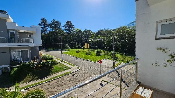 Casa Condominio em Porto Alegre, no bairro Aberta Dos Morros, com 3 dormitório(s), e 3 banheiros, à venda.