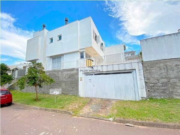 Casa em Porto Alegre, no bairro Aberta dos Morros, com 3 dormitório(s), e 3 banheiros, à venda.