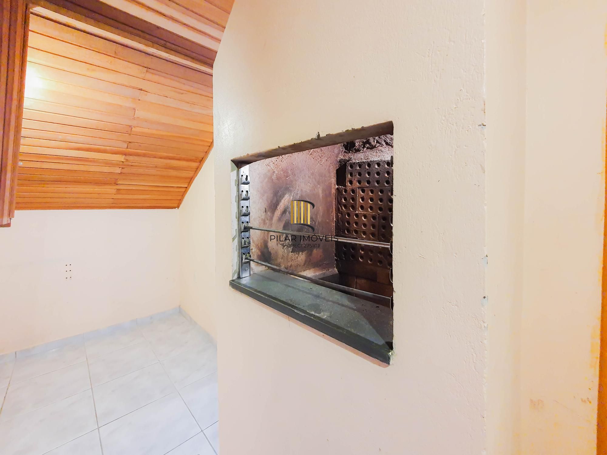 No bairro Serraria, casa em condomínio com 3 dormitórios