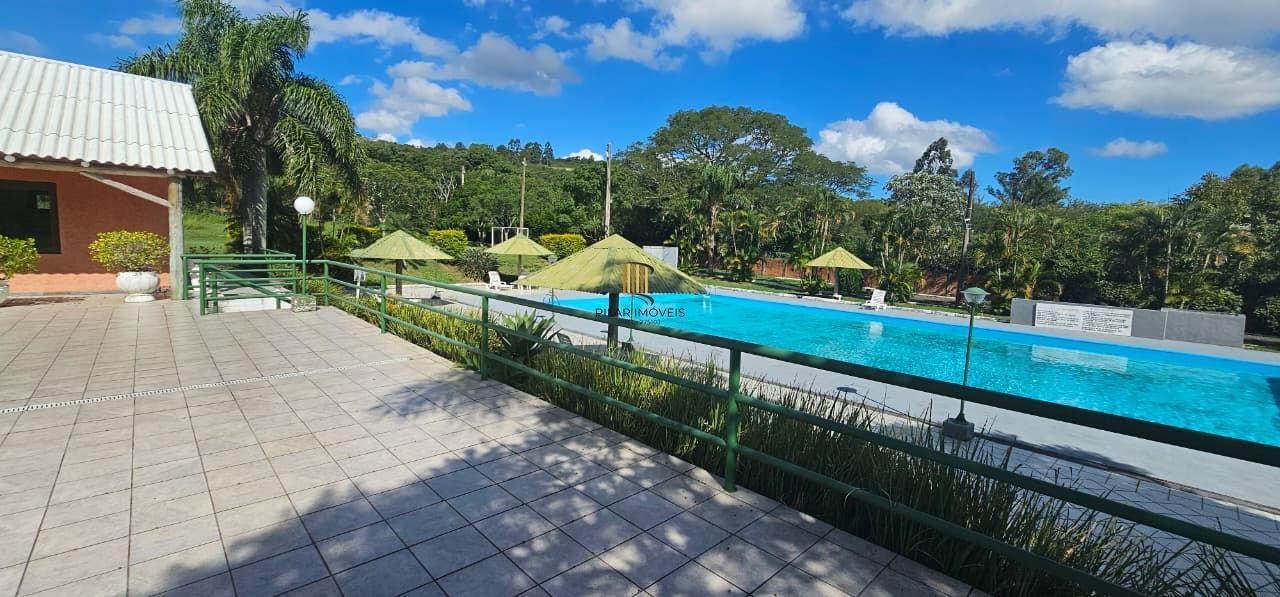 Sobrado Condomínio Fechado bairro Guaruja- 3 dormitórios