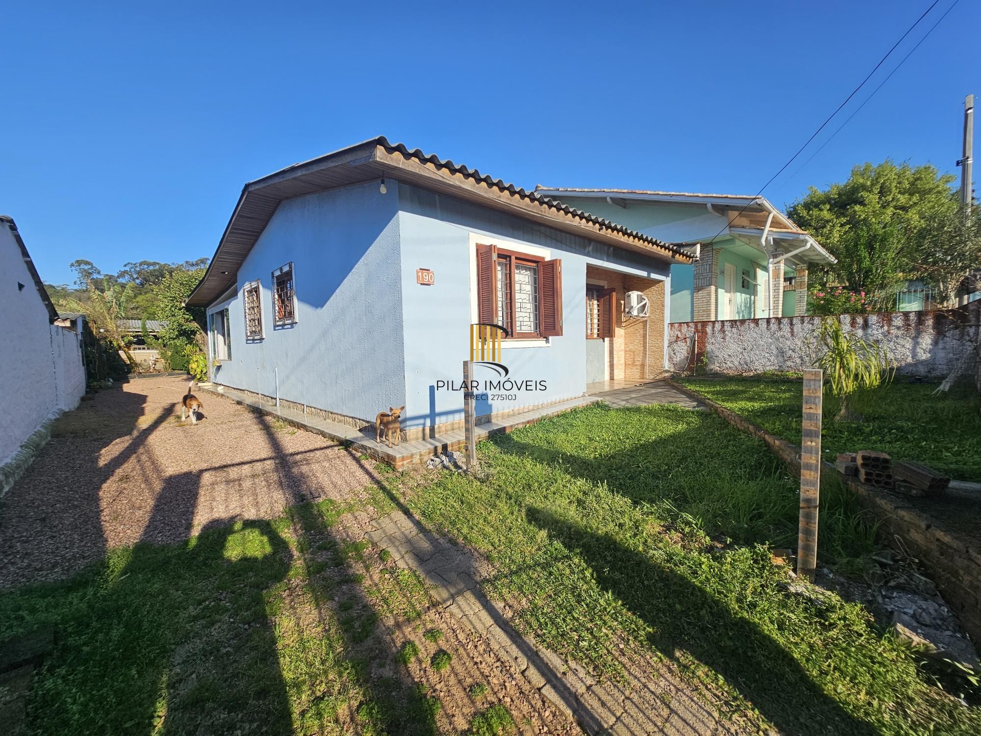 Casa para Venda - 79.22m² 2 dormitórios, + casa de 1 dormitório nos fundos, piscina e quiosque com churrasqueira - Espirito Santo - Pilar Imóveis