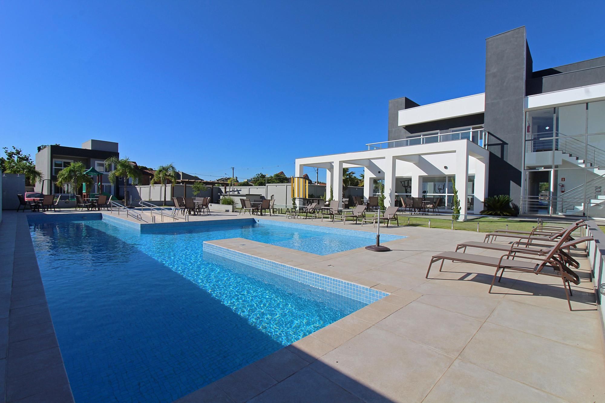 Casa Condominio em Porto Alegre, no bairro Ipanema, com 3 dormitório(s), e 3 banheiros, à venda.