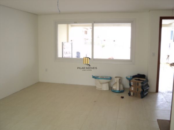 Casa 3 dormitórios no bairro Hípica