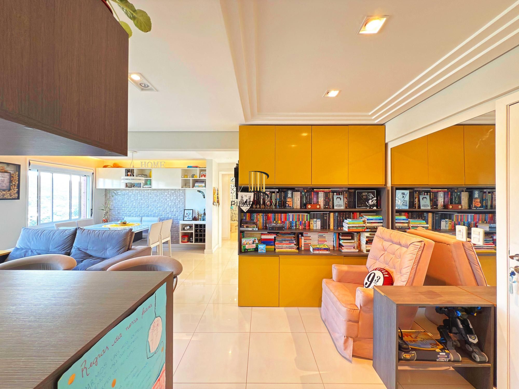 Apartamento Semimobiliado com Vista Panorâmica