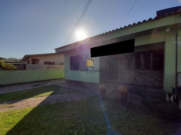 Casa para Venda - 140m², 2 dormitórios, 2 vagas - Hípica