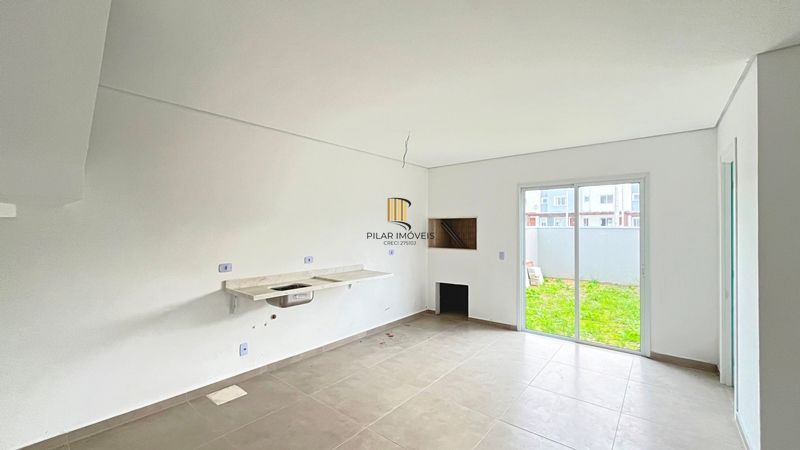 Casa Condominio em Porto Alegre, no bairro Campo Novo, com 3 dormitório(s), e 3 banheiros, à venda.