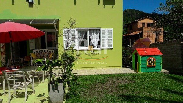 Sítio para Venda - 246m², 3 dormitórios, sendo 2 suites, 6 vagas - Vila Nova