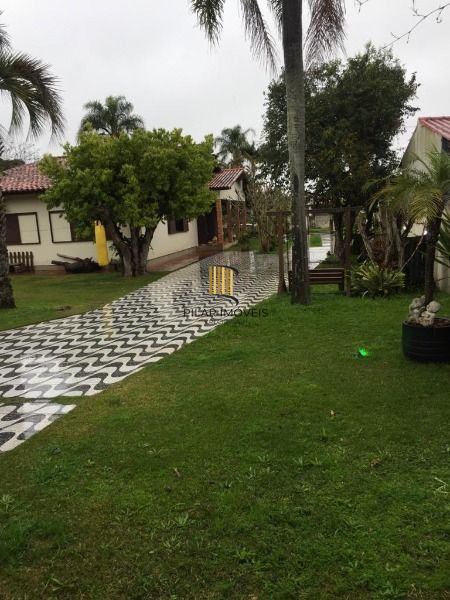 Casa para Venda - 320000m², 3 dormitórios, sendo 1 suites, 10 vagas - Belém Novo