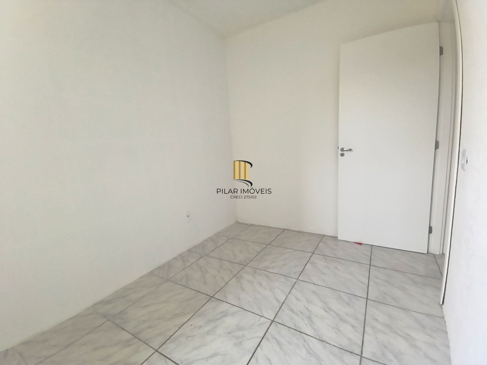 Apartamento 2 dormitórios no bairro Cavalhada