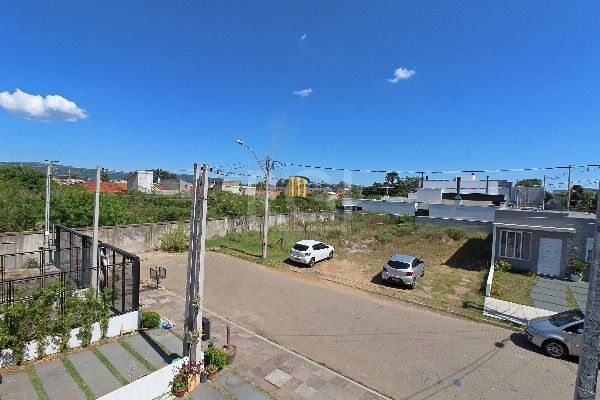 Casa em Porto Alegre, no bairro Hípica, com 2 dormitório(s), à venda.