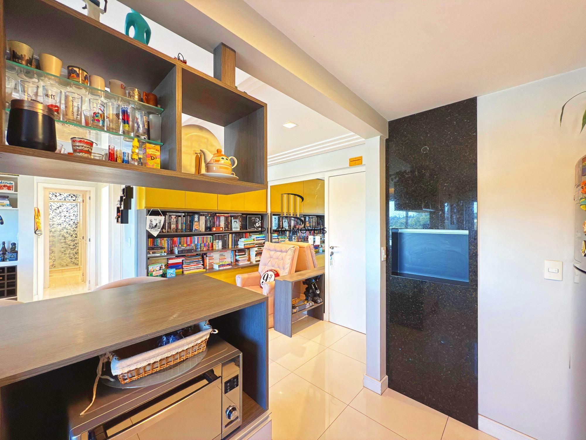 Apartamento Semimobiliado com Vista Panorâmica