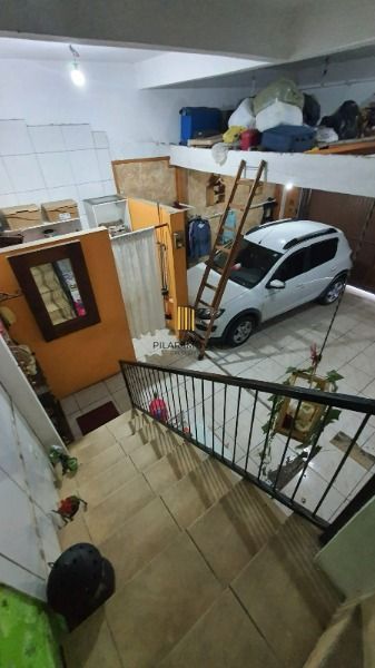 Predio para Venda - 353m², 4 dormitórios, sendo 3 suites, 2 vagas - Hípica