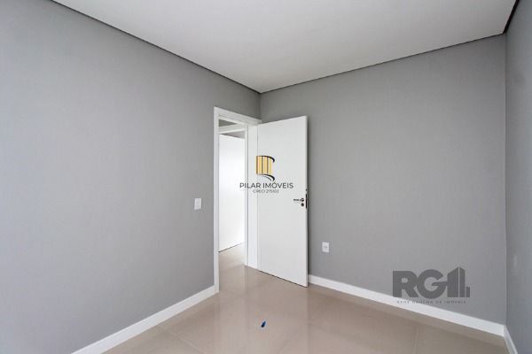 Casa Condominio para Venda - 102m², 3 dormitórios, sendo 1 suites, 2 vagas - Hípica