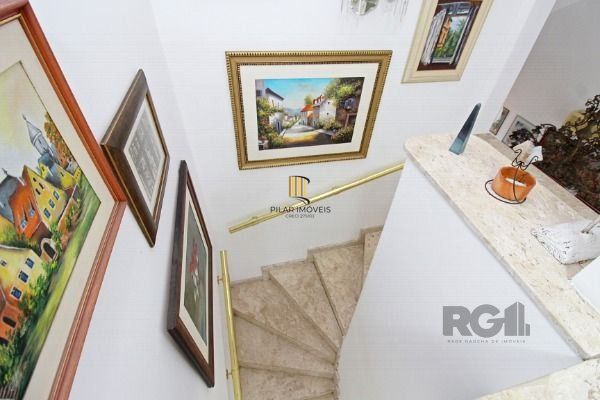 Casa Condominio para Venda - 201m², 3 dormitórios, sendo 1 suites, 2 vagas - Tristeza