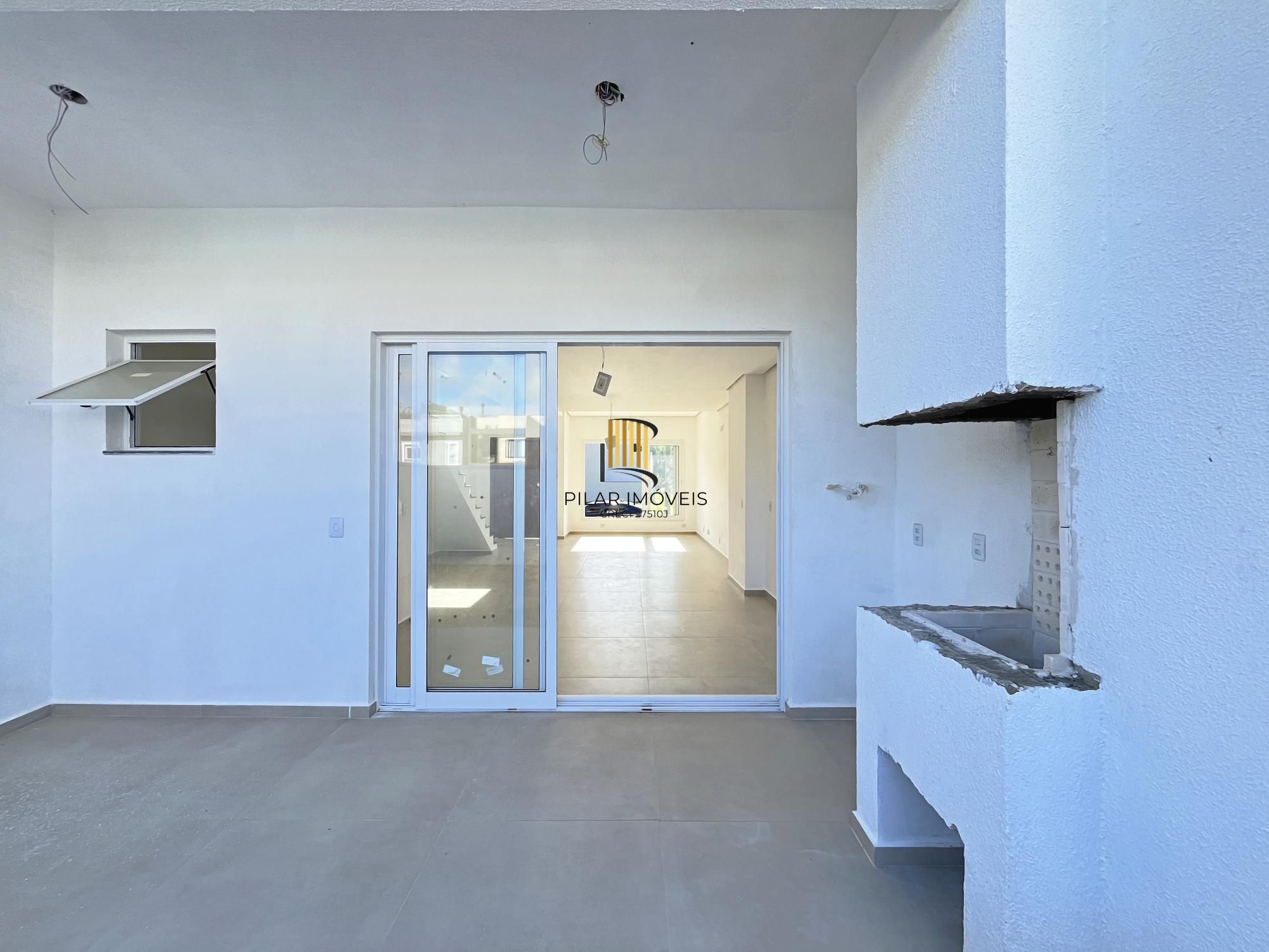 Casas condominio fechado Vila Nova -3 dormitórios sendo uma suite, pátio 60m2.2