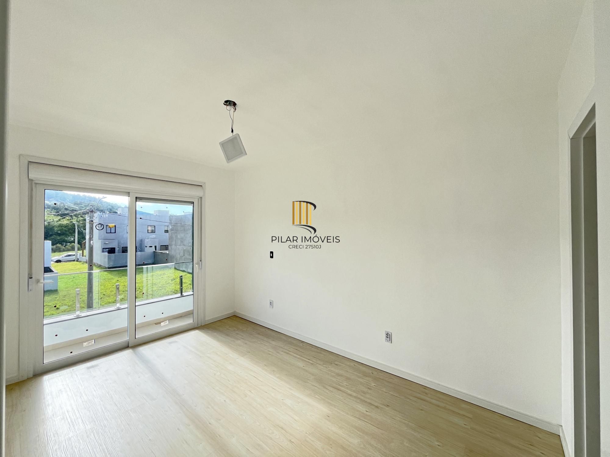 Casas condominio fechado Vila Nova -3 dormitórios sendo uma suite, pátio 60m2.2