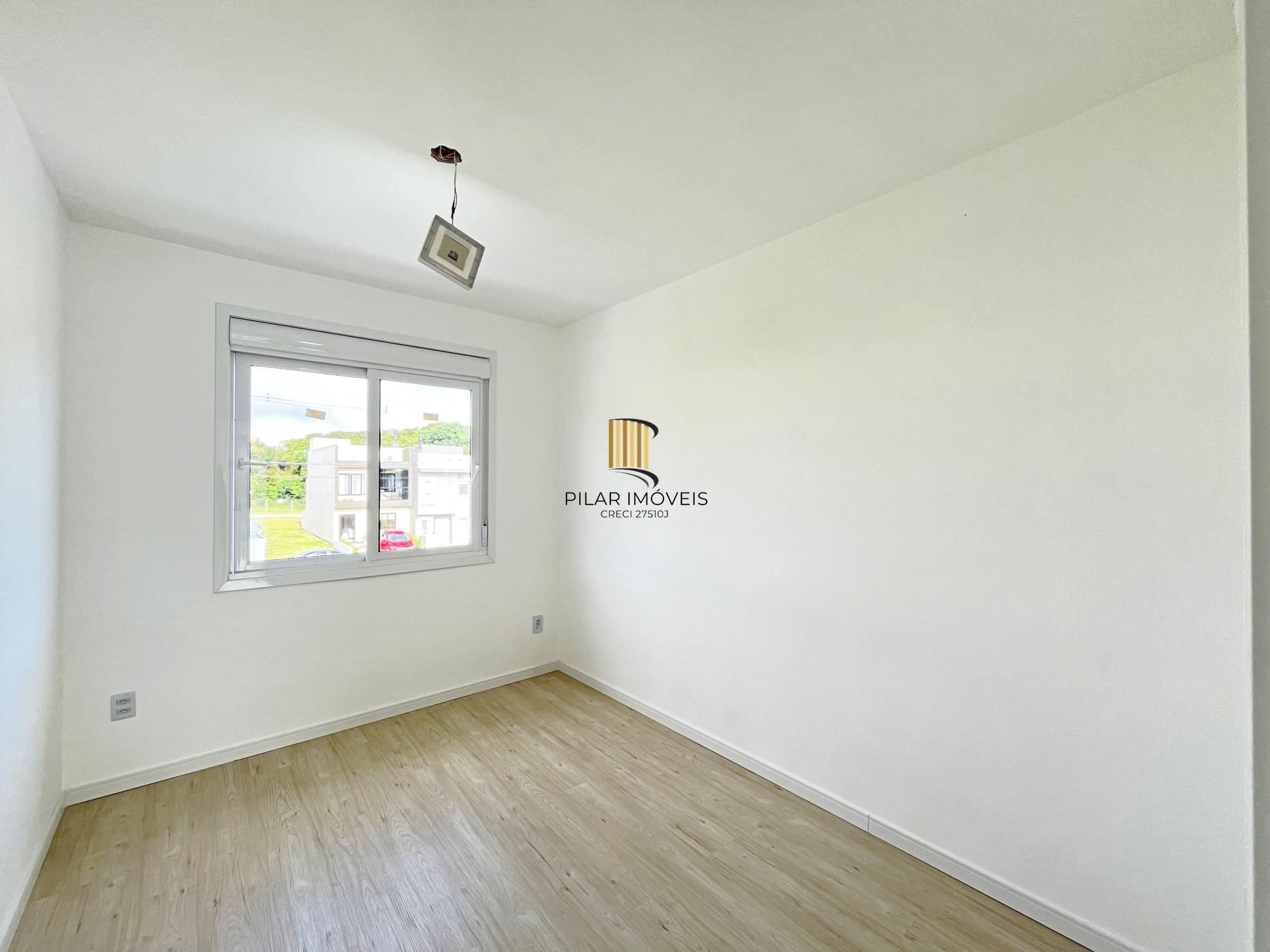 Casas condominio fechado Vila Nova -3 dormitórios sendo uma suite, pátio 60m2.2