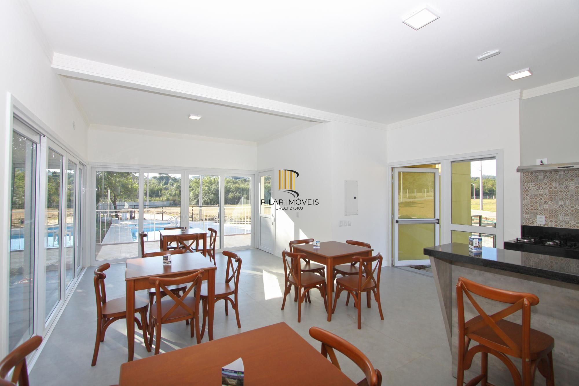 Casas condominio fechado Vila Nova -3 dormitórios sendo uma suite, pátio 60m2.2