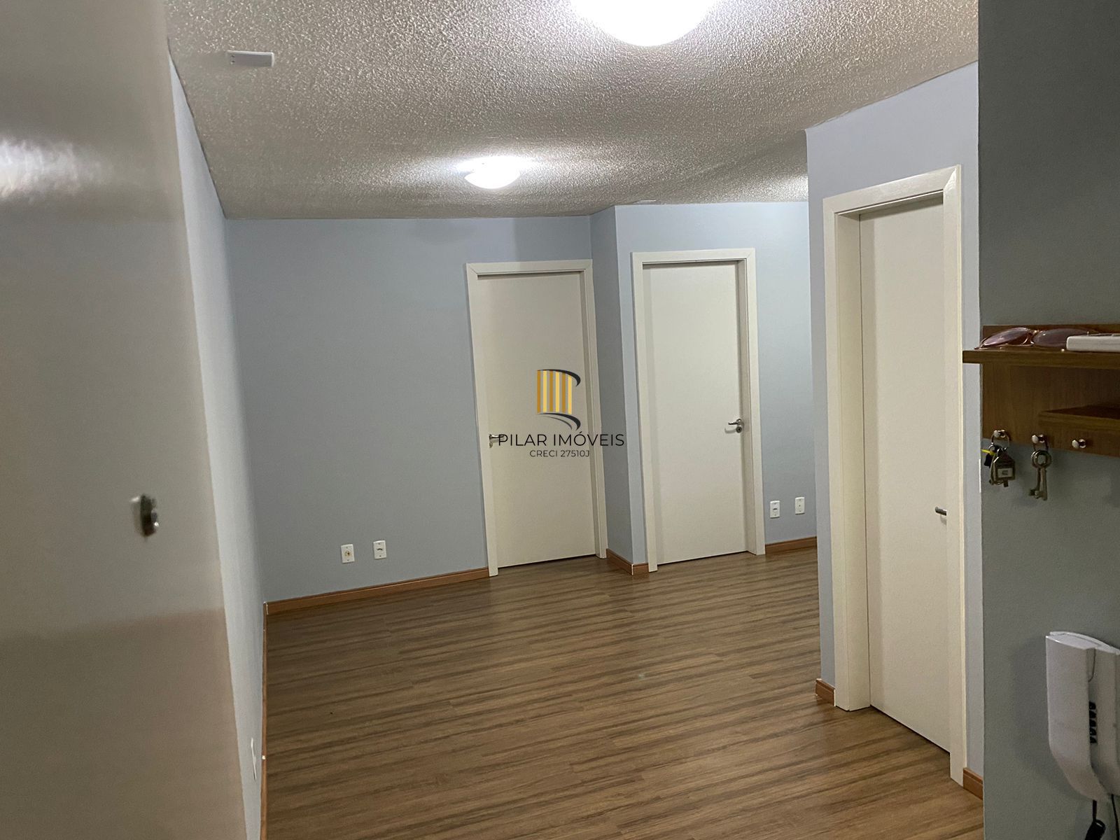 Apartamento 2D para locação no Bairro Restinga