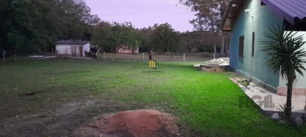 Sítio em Porto Alegre, no bairro Lageado, com 4 dormitório(s), e 4 banheiros, para locação.