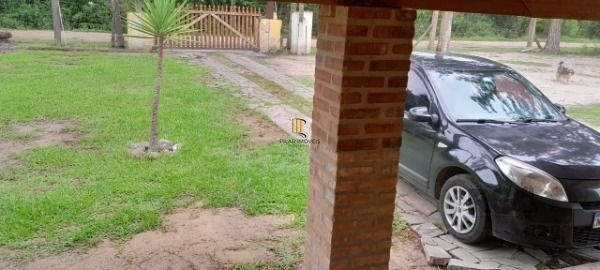 Sítio em Porto Alegre, no bairro Lageado, com 4 dormitório(s), e 4 banheiros, para locação.