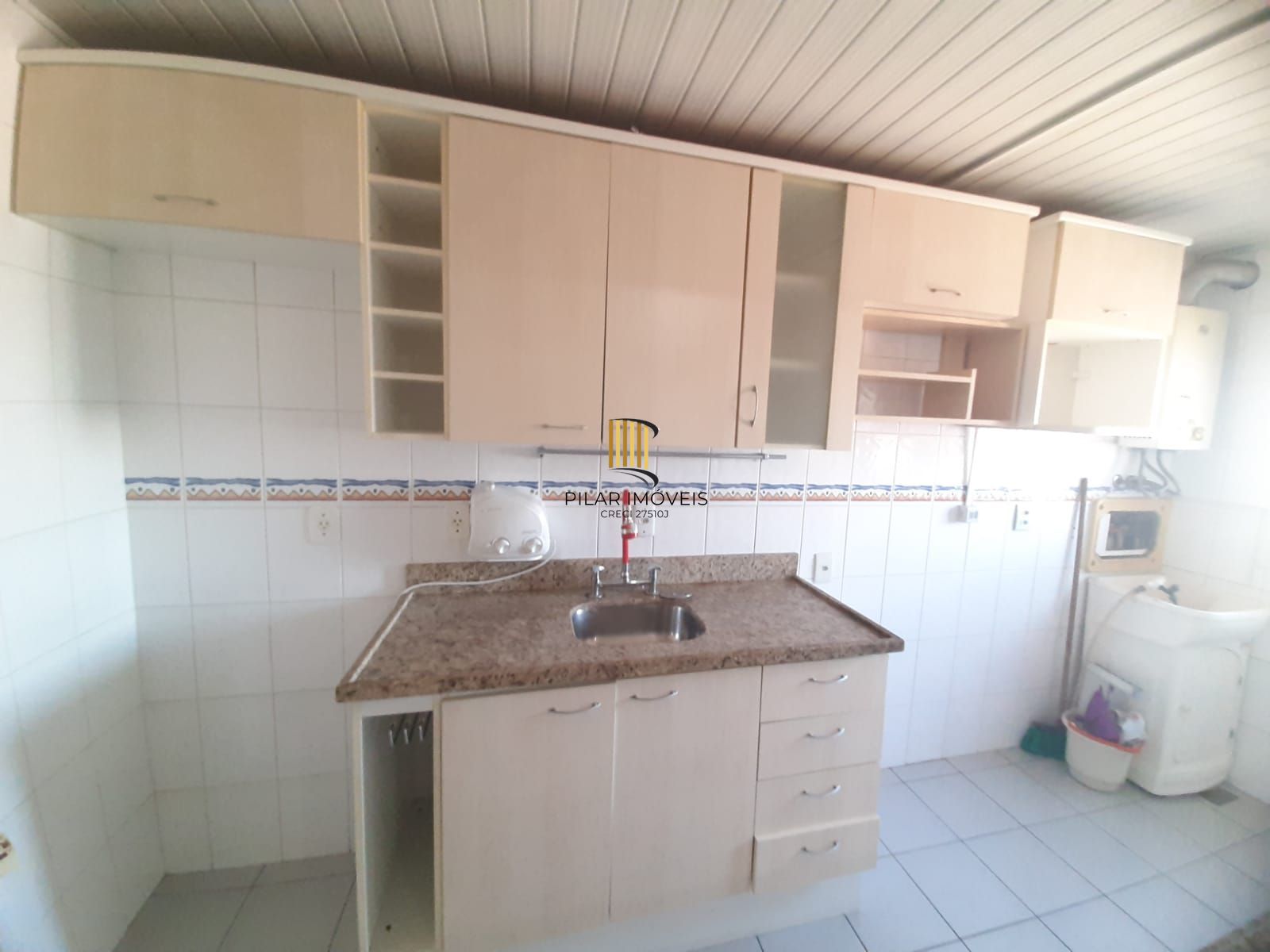 Apartamento 2 dormitórios no bairro Cavalhada