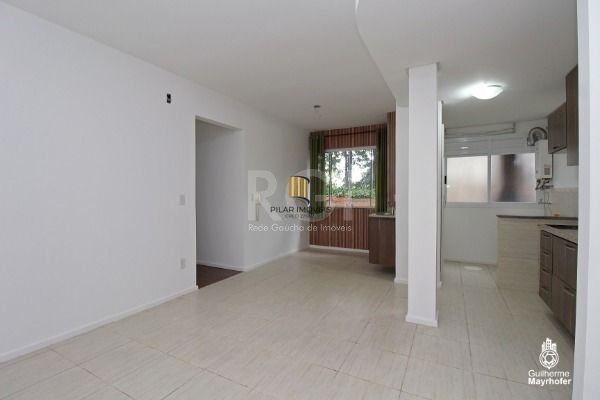 Apartamento em Porto Alegre, no bairro Guarujá, com 3 dormitório(s), e 3 banheiros, à venda.