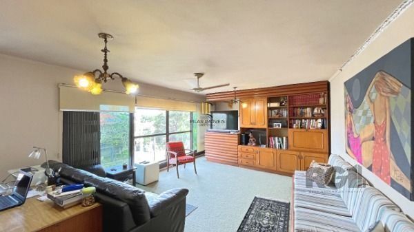 Casa para Venda - 370m², 4 dormitórios, sendo 1 suites, 3 vagas - Vila Assunção