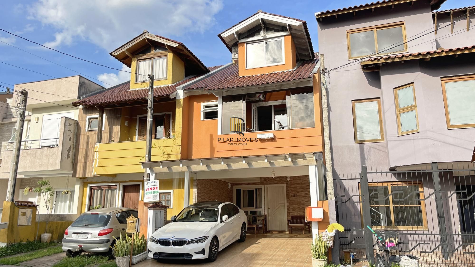 Casa em Porto Alegre, no bairro Hípica, com 3 dormitório(s), e 3 banheiros, à venda. - Pilar Imóveis