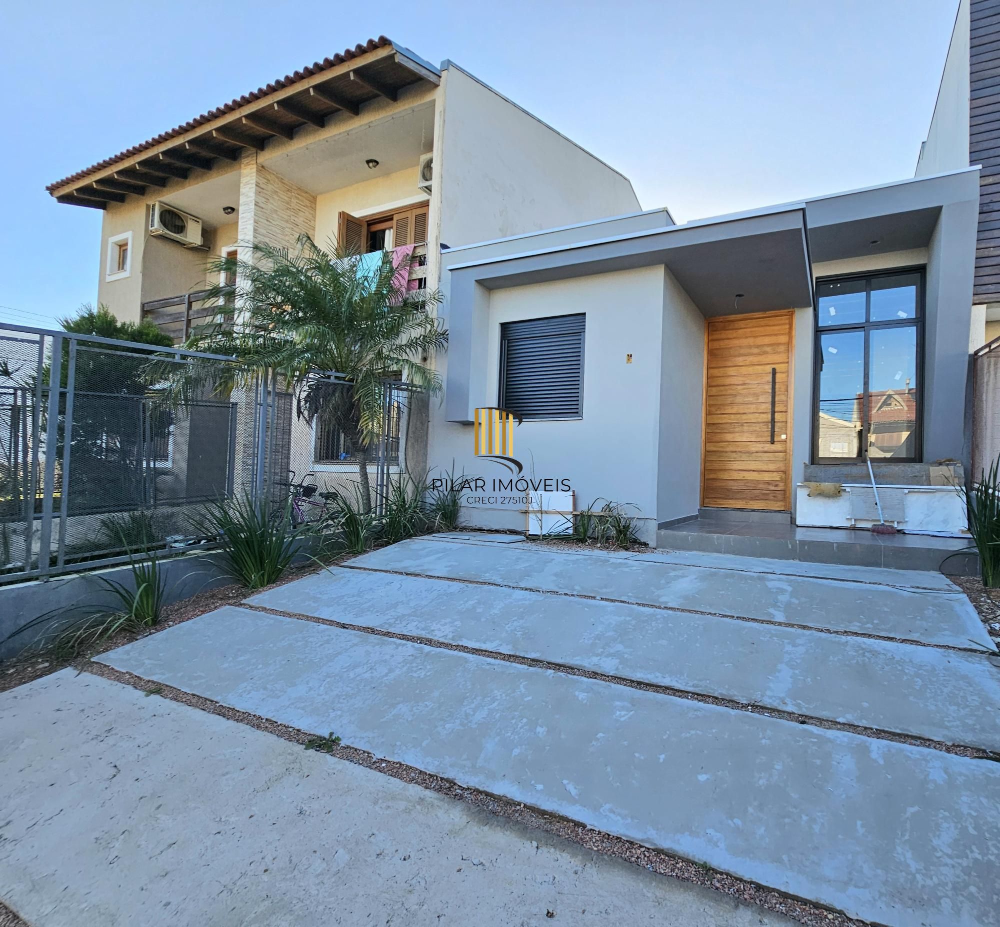 Casa 3 dormitórios no bairro Hípica