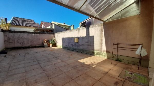Casa para Venda - 68m², 2 dormitórios, Hípica