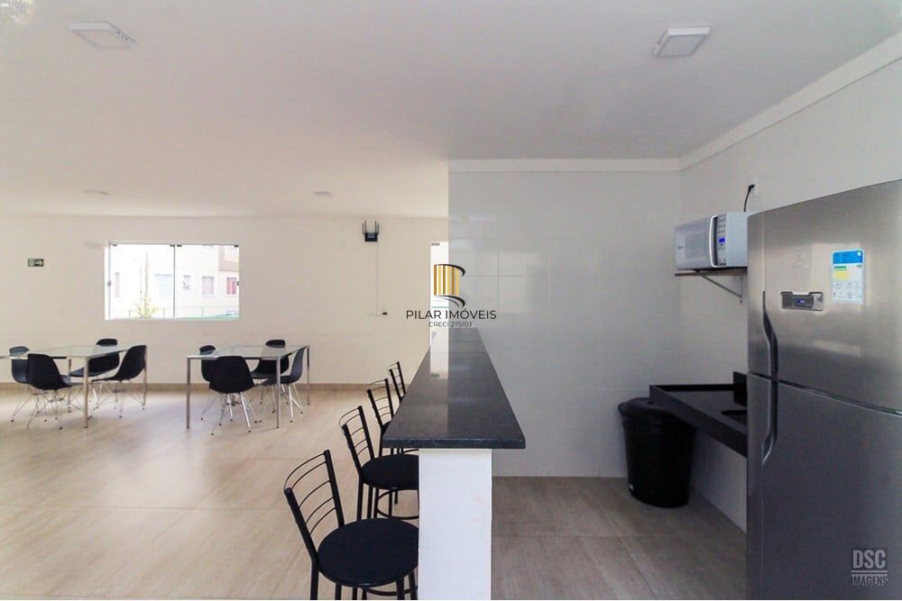 Porto dos Canários - 2 d , semi mobiliado, piso laminado, box banheiro, 1 vaga