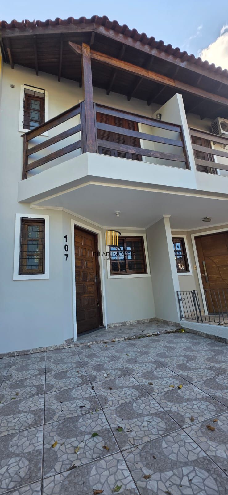 Casa 2 dormitórios no bairro Hípica