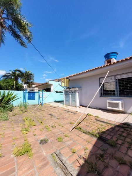 Casa 3 dormitórios no bairro Espírito Santo