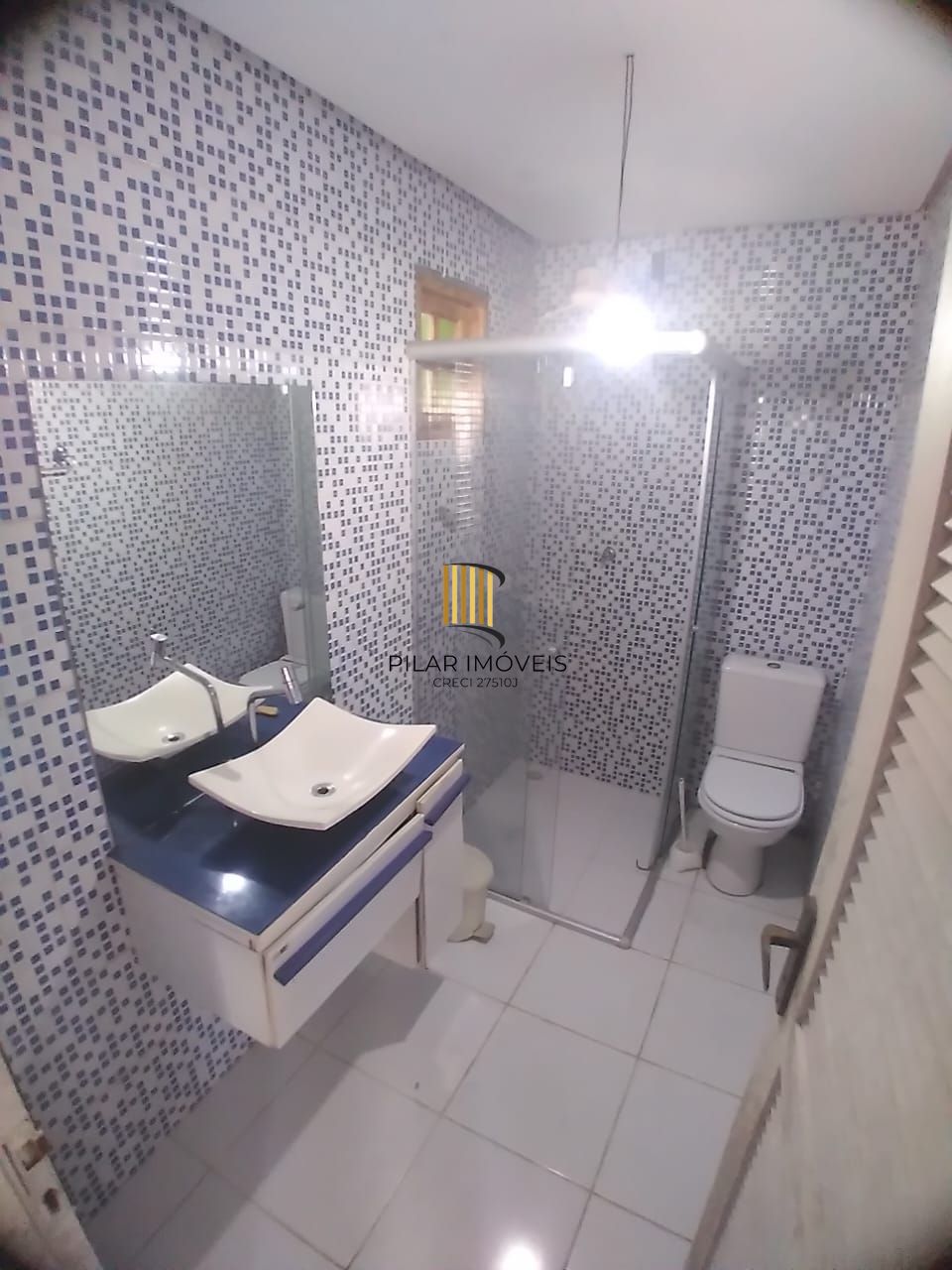 Casa 5 dormitórios no bairro Cavalhada