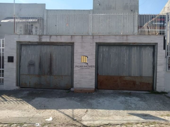 Casa 5 dormitórios no bairro Cavalhada