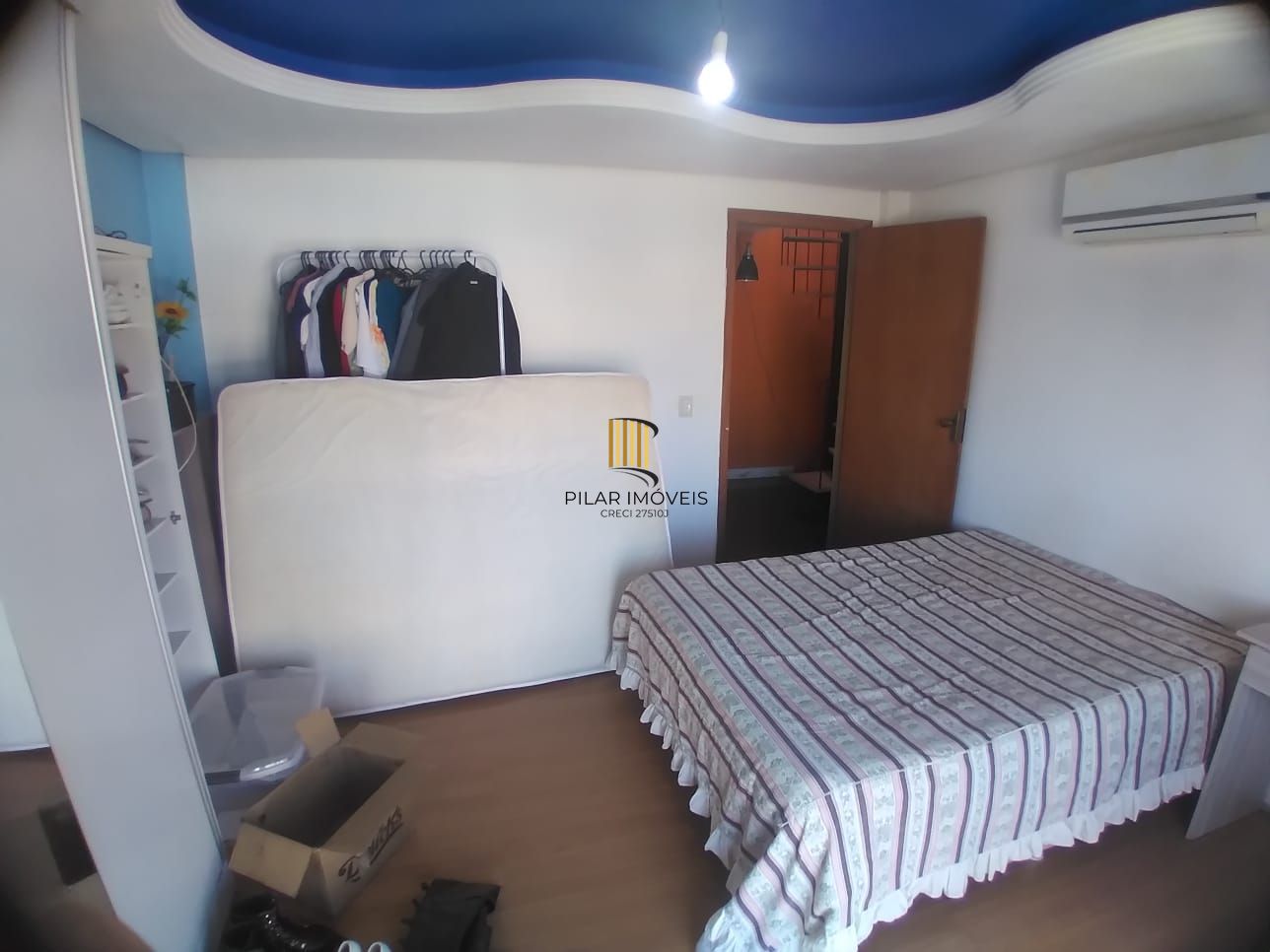 Casa 5 dormitórios no bairro Cavalhada