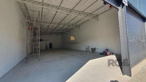 Prédio Comercial no bairro Hípica