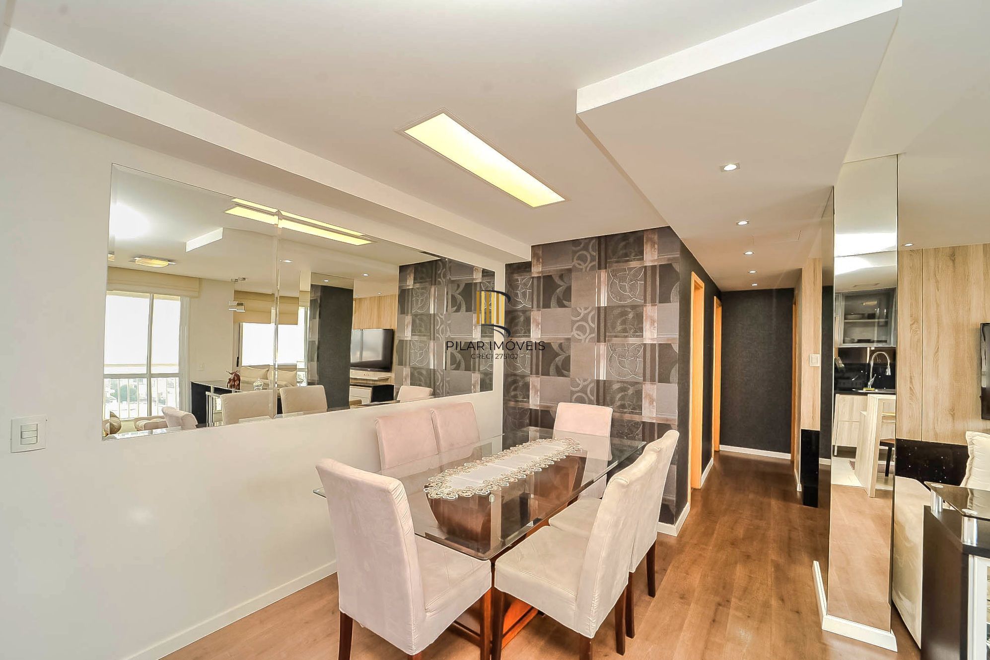 APARTAMENTO IMPECÁVEL DE 2 DORMITÓRIOS COM SUÍTE – ALTO PADRÃO EXCELENTE LOCALIZAÇÃO !