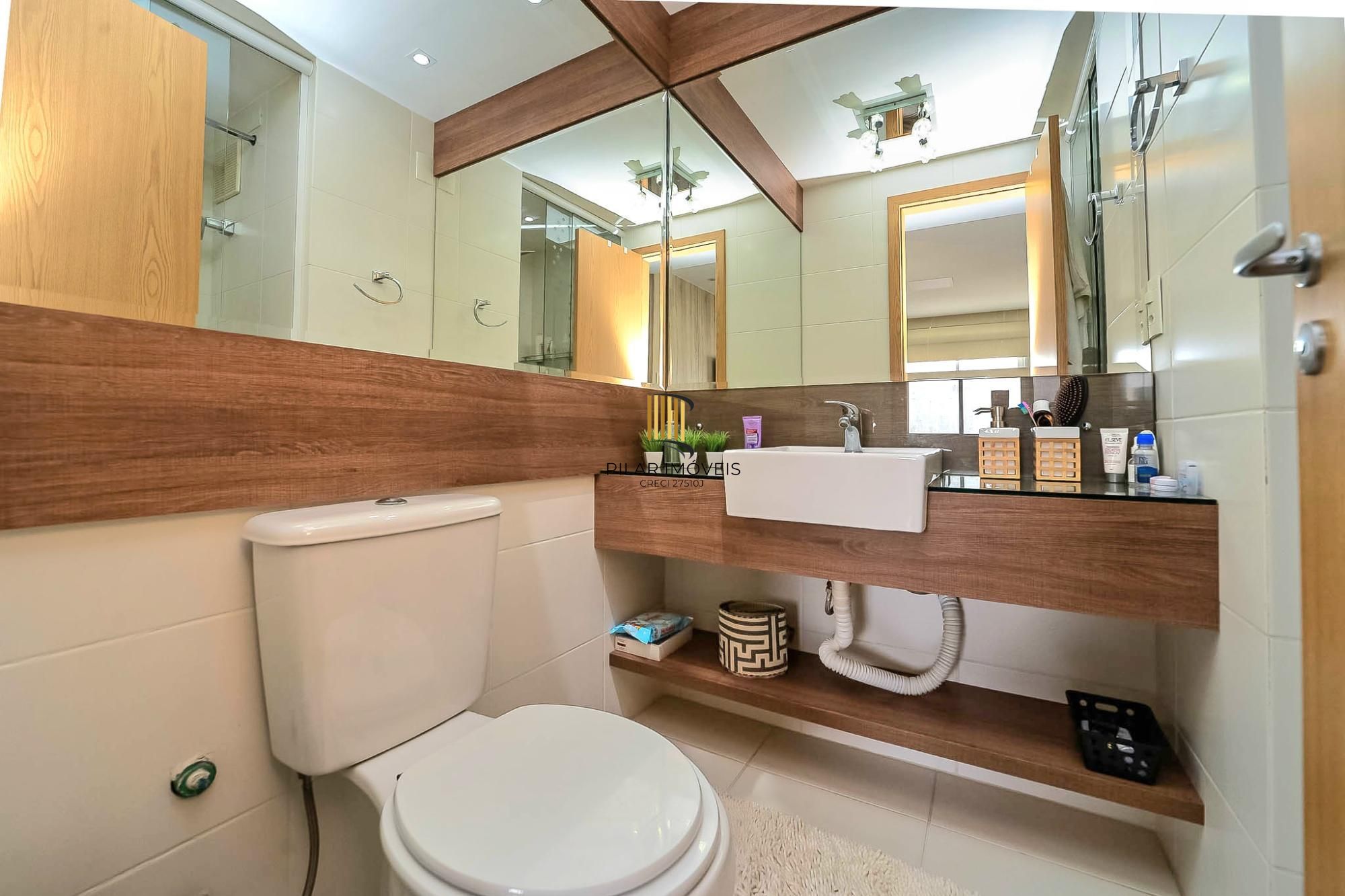APARTAMENTO IMPECÁVEL DE 2 DORMITÓRIOS COM SUÍTE – ALTO PADRÃO EXCELENTE LOCALIZAÇÃO !