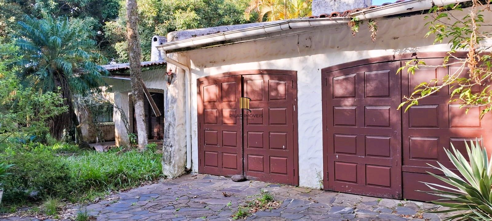Casa 3 dormitórios no bairro Chapéu do Sol