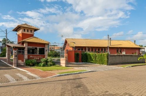 Casa de Condomínio 3 dormitórios no bairro Hípica