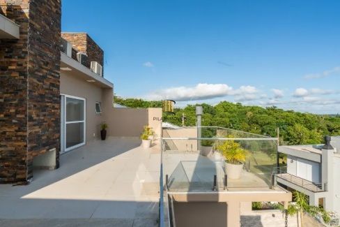 Casa de Condomínio 3 dormitórios no bairro Hípica